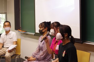 京都華頂大学　現代家政学科プログラム“在学生座談会”
